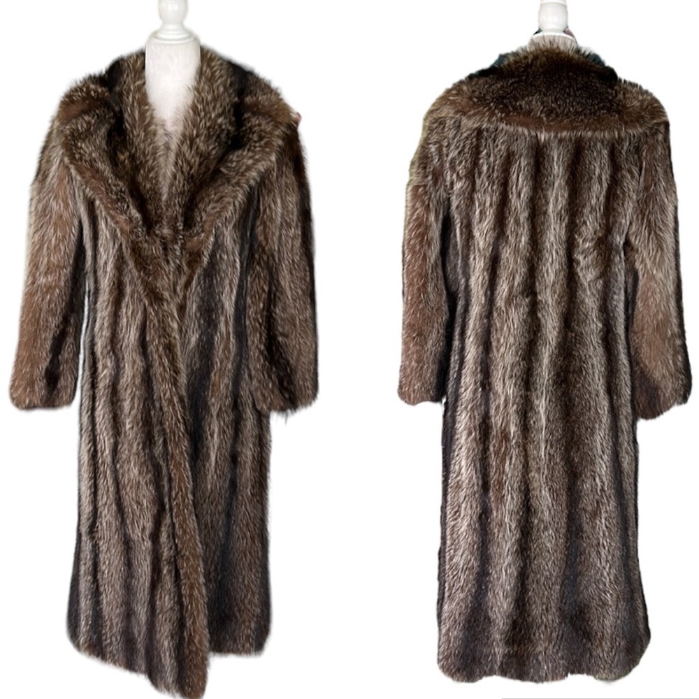 Vintage Hudson’s of Detroit Genuine Raccoon Long Fur Coat by Donald Brooks - OS